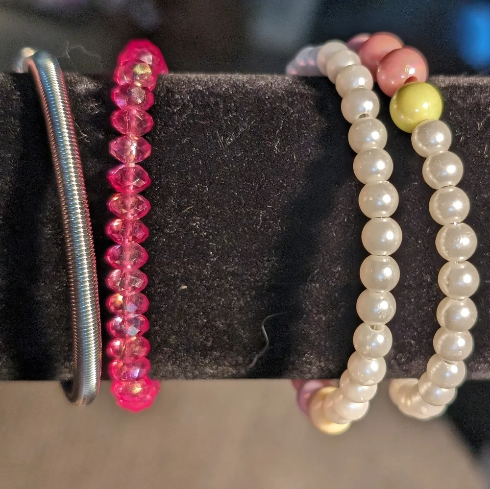 Lot 3 child's whimsy costume bracelets 2 beaded 1 coil‎ 1 bangle 1 stretchy